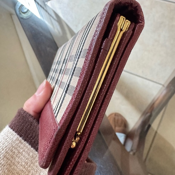 Burberry Vintage Burgundy Long Wallet - Picture 6 of 12